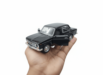 Realistic Miniature Car Model – Detailed 10-inch replica with premium craftsmanship._img_1