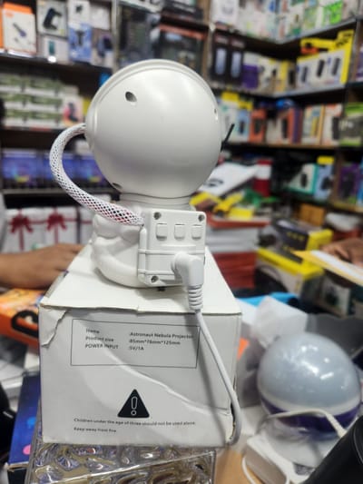 3D Astronaut Character Night Light Novelty Nebula Star Night Lamp Starry Projector Light Cheaper Price Night Lights for Kids_img_1