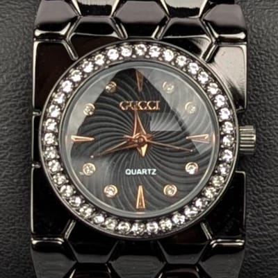 Stylish Black Ladies Quartz Watch with Crystal Bezel – Premium Bracelet Design_img_1