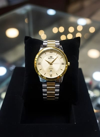 BESTWIN Premium Quartz Wrist Watch_img_0